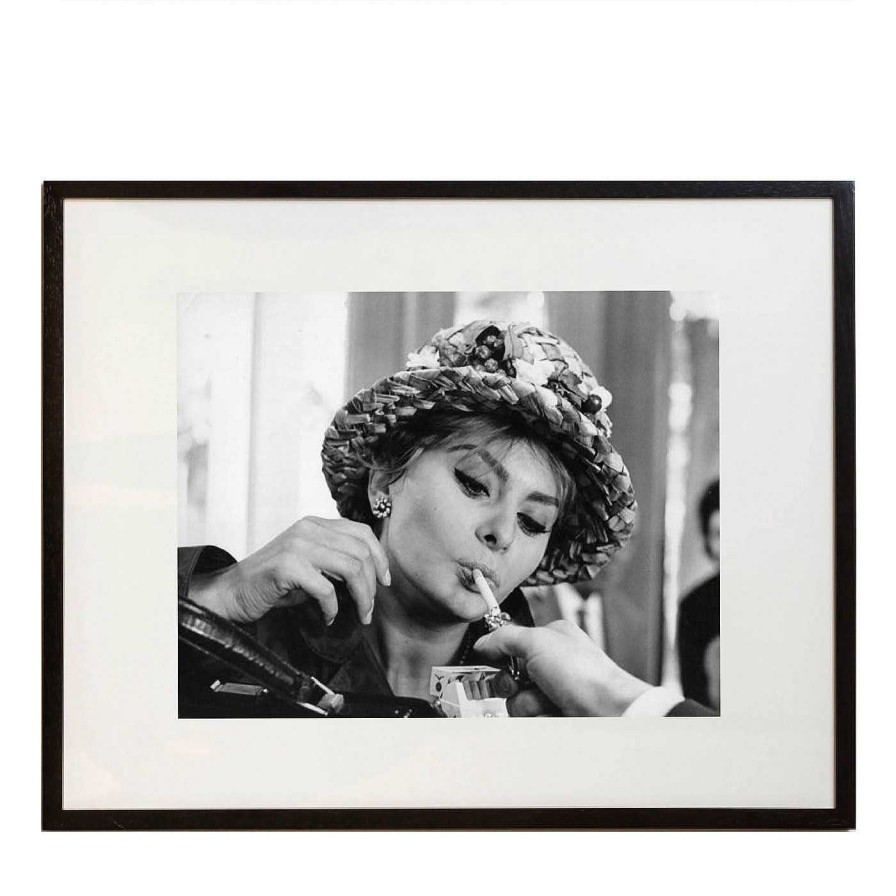 Art Getty Images Photographie De Portrait | Sophia Smoking Impression Encadree Par Keystone