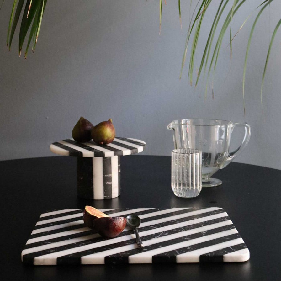 Arts De La Table Editions Milano Assiettes A Gateaux Sur Pied | Petit Presentoir A Gateaux Alice De Bethan Gray